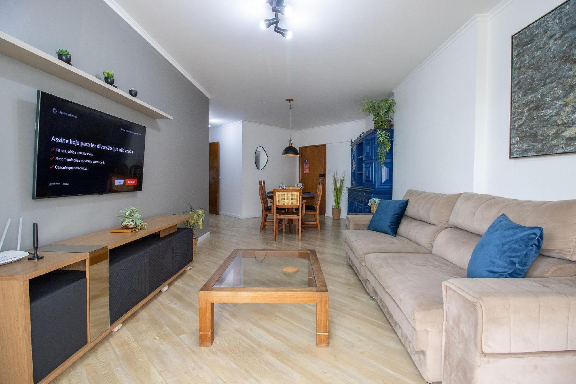 Apartment Rut23 - Quadra Mar, 4 Dorm, Sacada, Tv's Smart