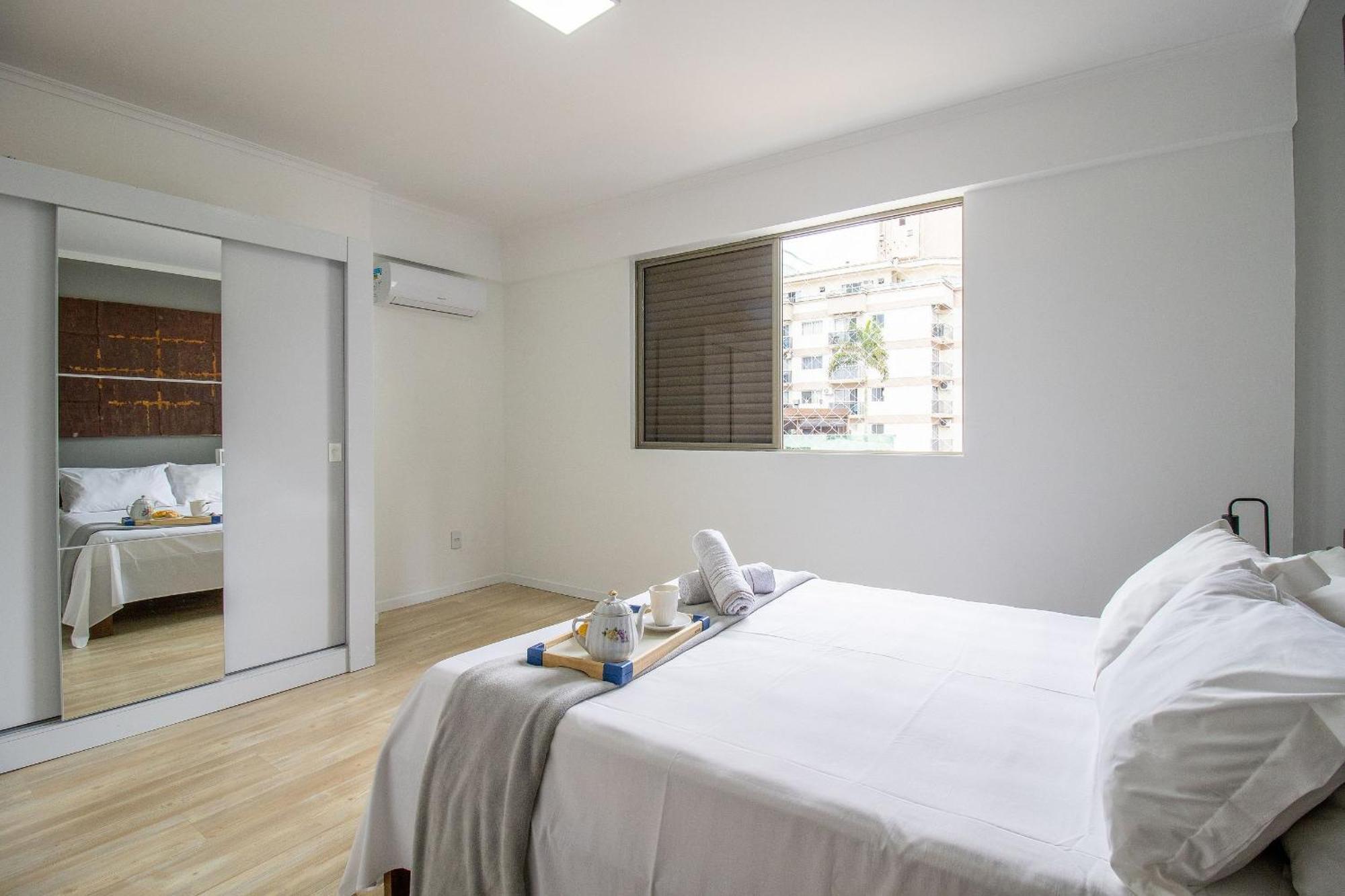 Rut23 - Quadra Mar, 4 Dorm, Sacada, Tv's Smart * Balneario Camboriu